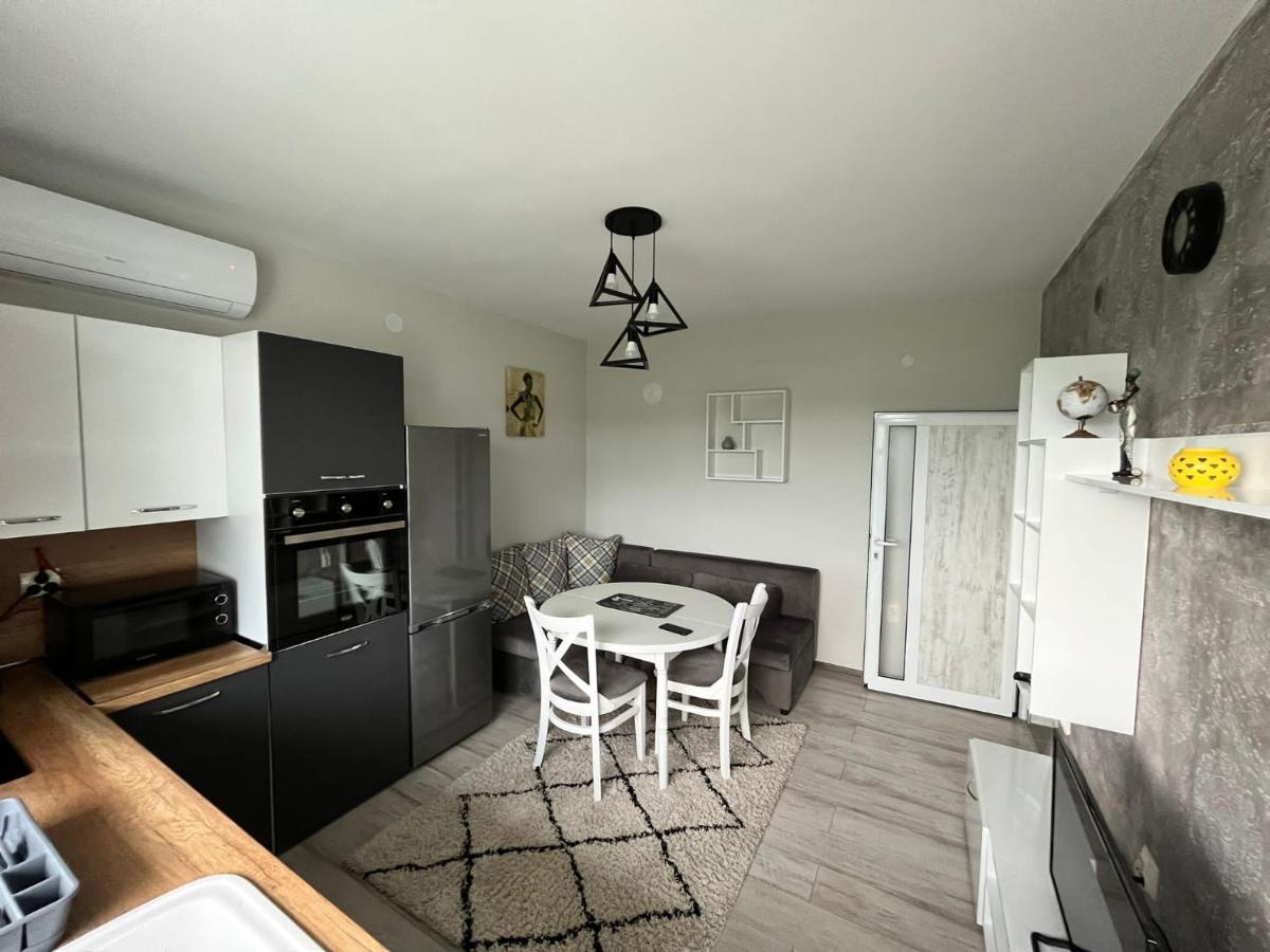 Apartment Enina Велико Търново Екстериор снимка
